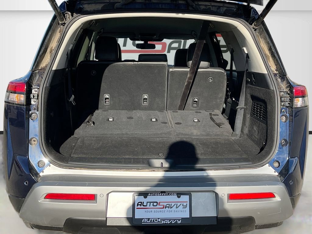 Used 2022 Nissan Pathfinder SL w/ SL Black Package image 26