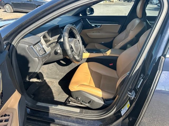 Used 2017 Volvo S90 T5 Momentum w/ Vision Package FWD image 23