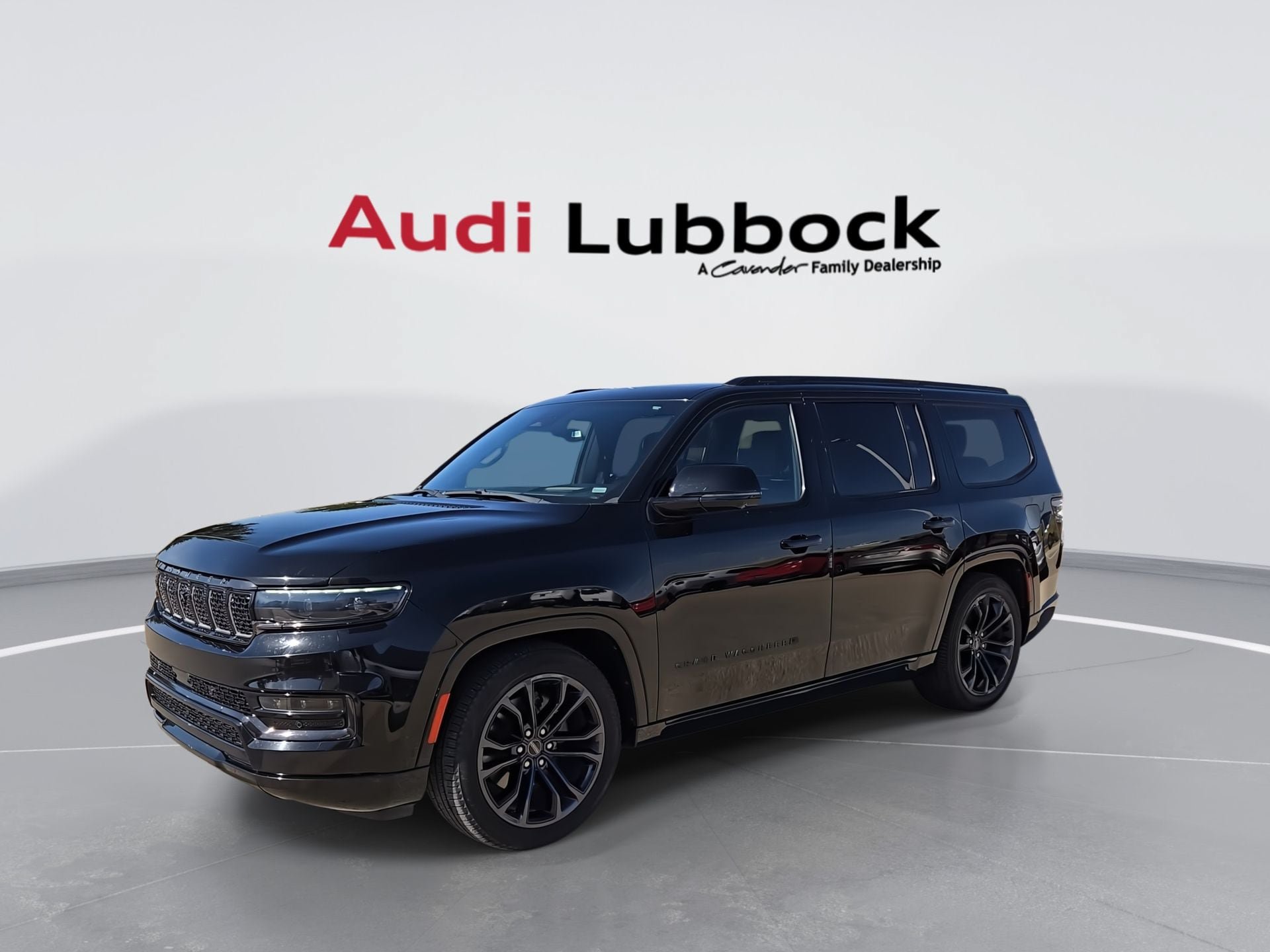 Used 2024 Jeep Grand Wagoneer Series II Obsidian w/ Quick Order Packagew 28T AWD/4WD image 4