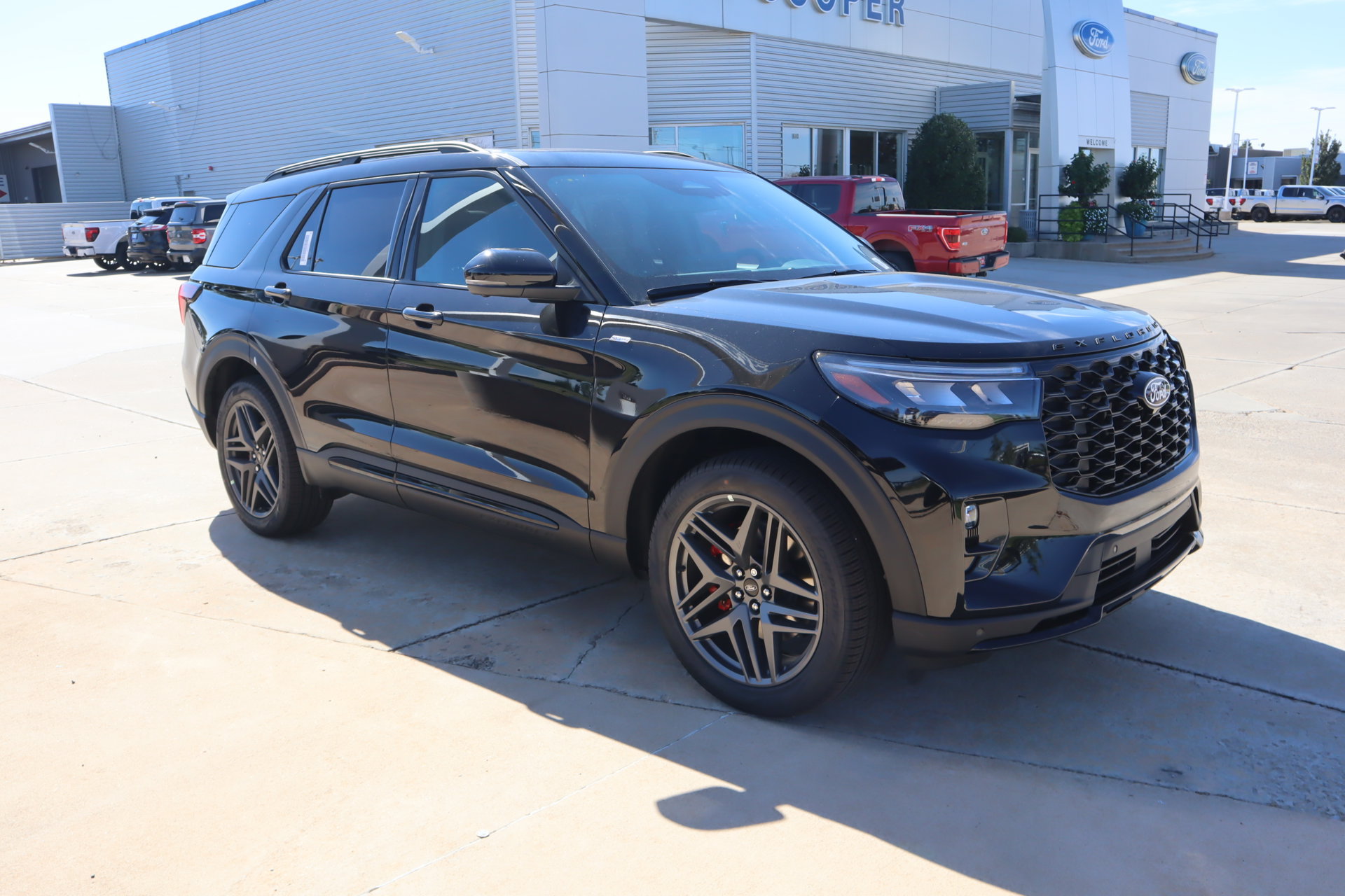 New 2027 Ford Explorer ST-Line w/ Premium Package