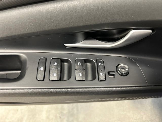 Used 2023 Hyundai Elantra Limited FWD image 24