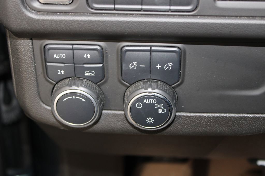 Used 2021 Chevrolet Tahoe LT image 43