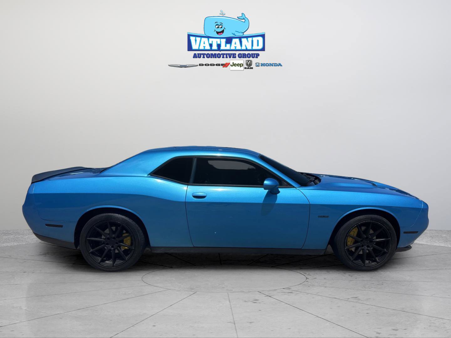 Used 2016 Dodge Challenger R/T w/ Blacktop Package RWD image 6