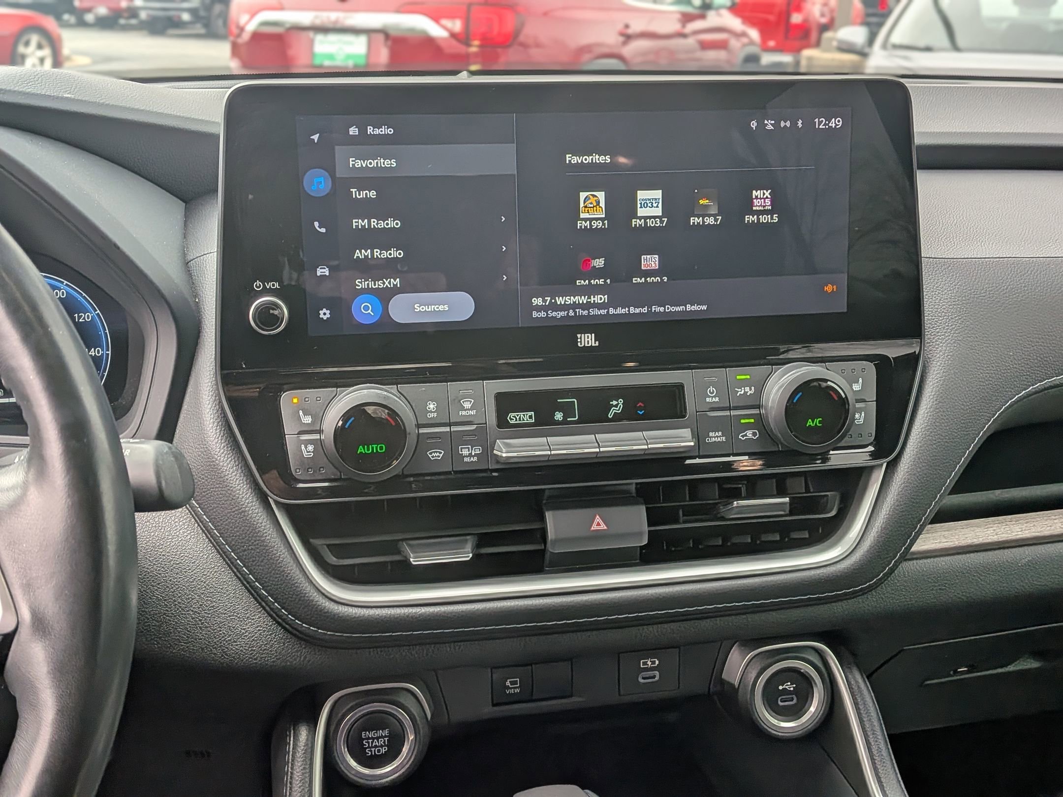 Used 2024 Toyota Grand Highlander Limited image 25