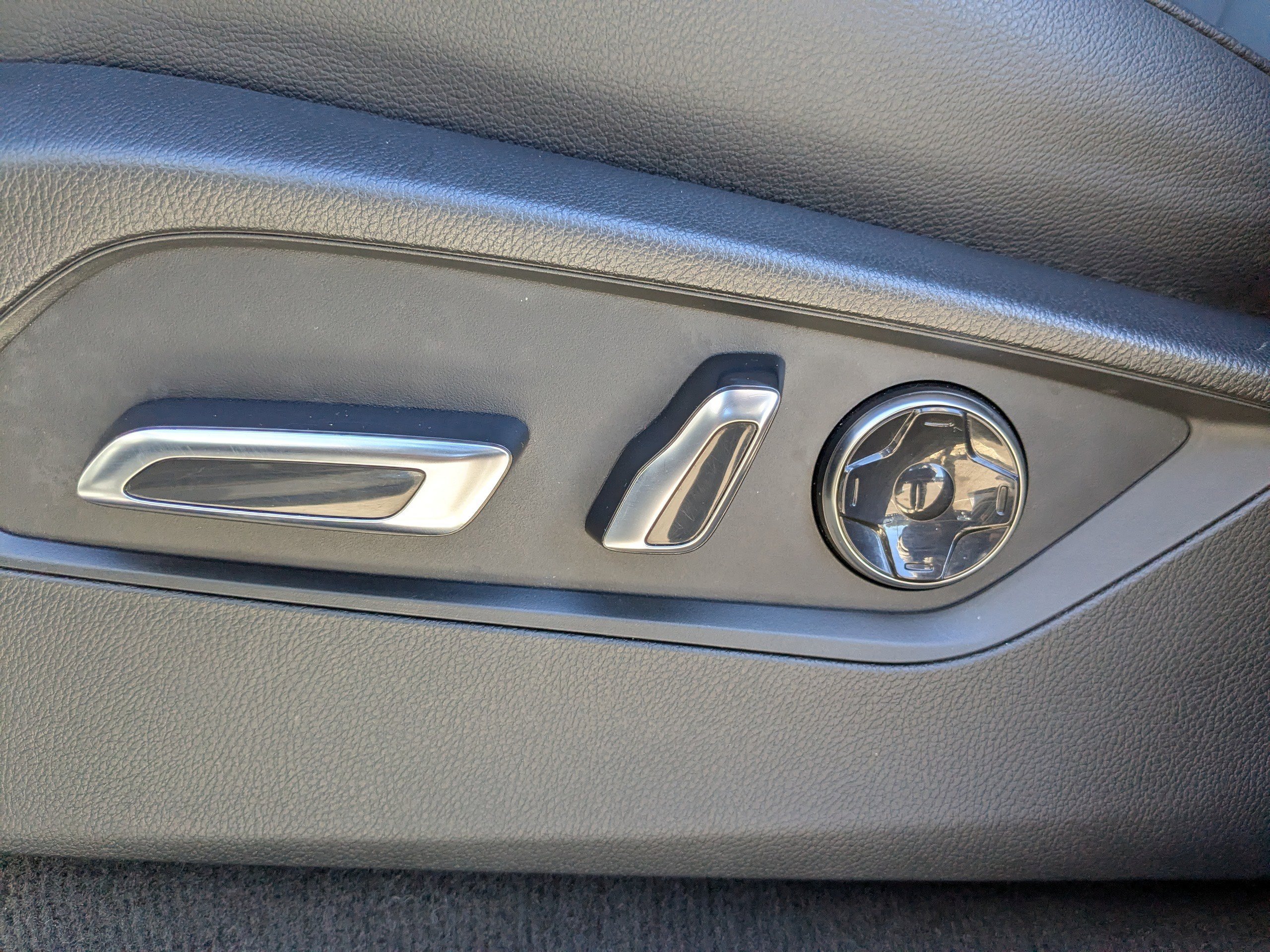 Used 2023 Acura MDX SH-AWD image 22