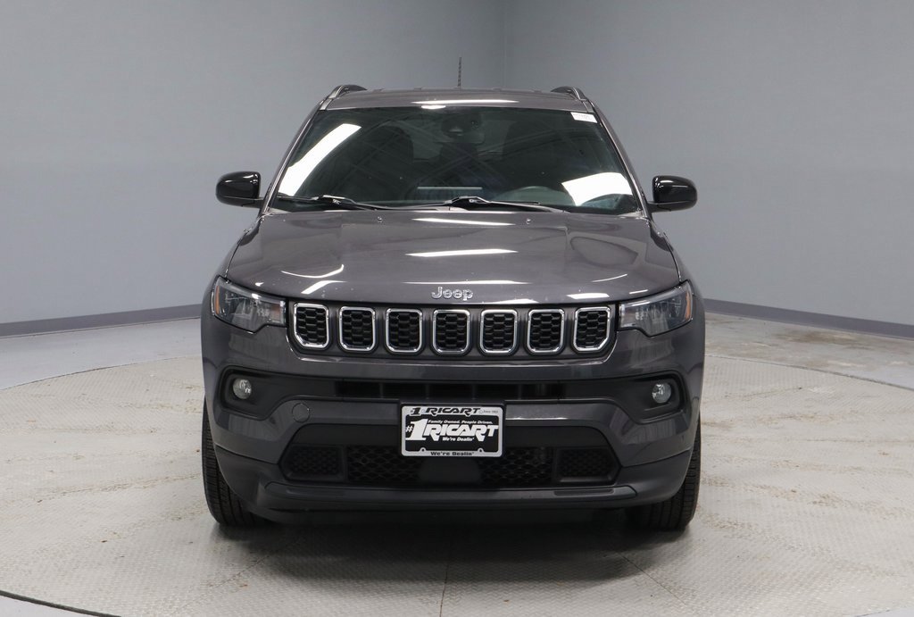 Used 2024 Jeep Compass Latitude image 5