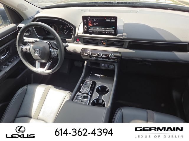 Used 2025 Honda Pilot Touring image 31