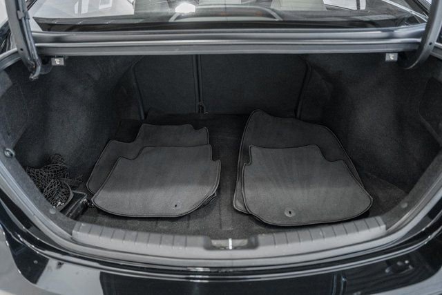 Used 2017 Hyundai Elantra SE image 7