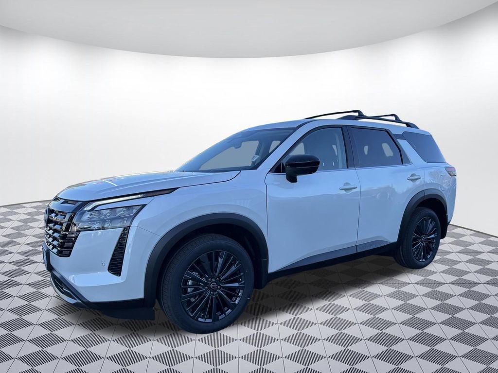 New 2026 Nissan Pathfinder SL image 3