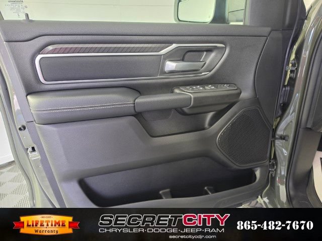 New 2026 RAM 1500 Big Horn AWD/4WD image 12