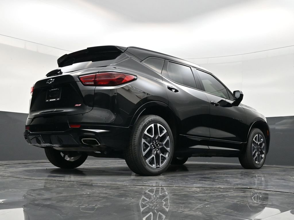 Used 2023 Chevrolet Blazer RS w/ Enhanced Convenience Package FWD image 25