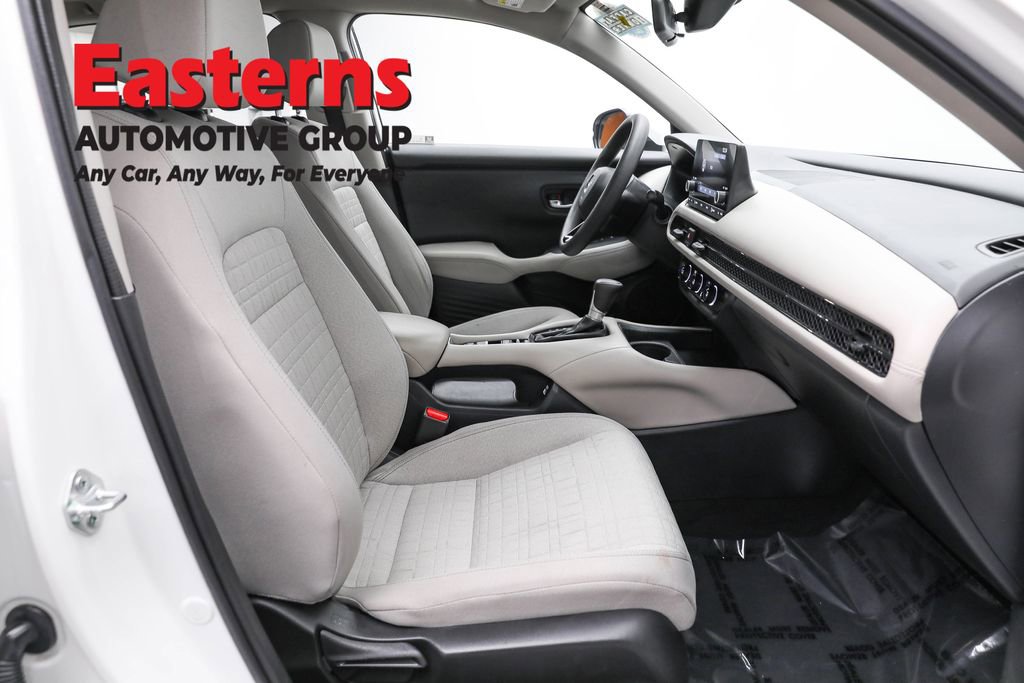 Used 2023 Honda HR-V LX image 23