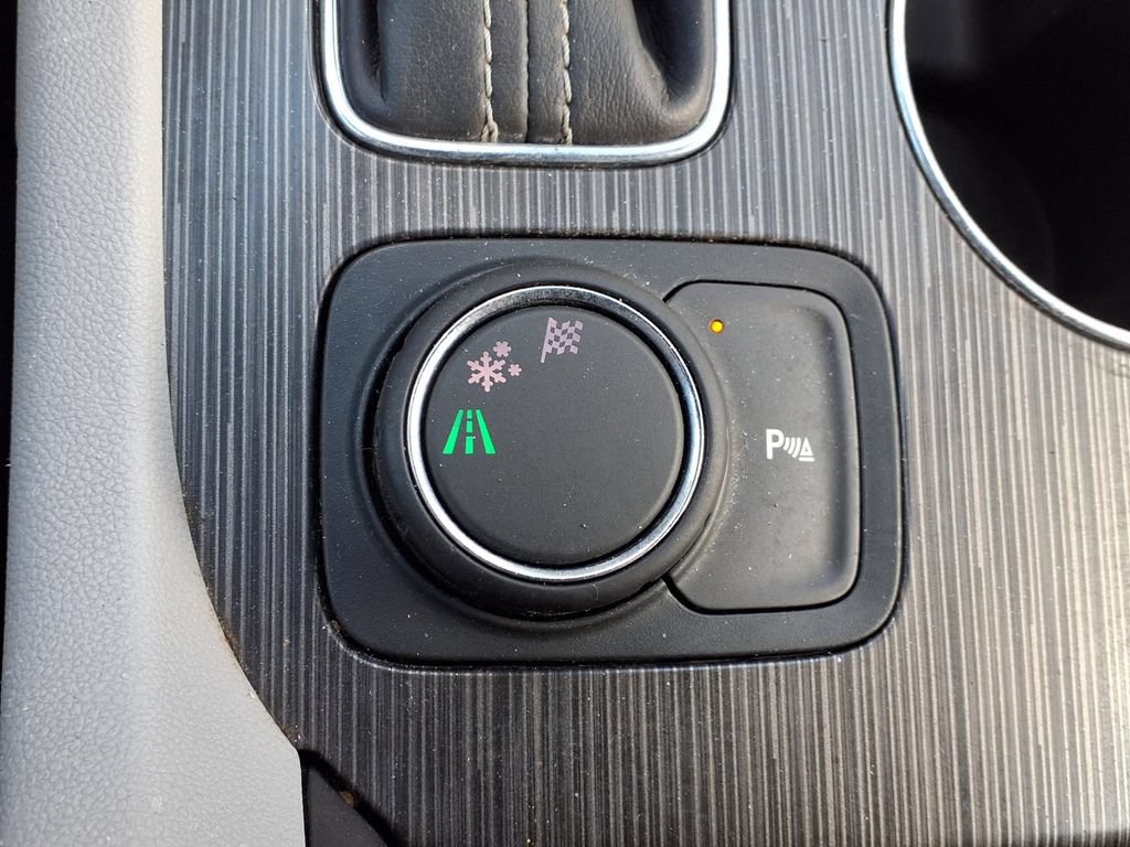 Used 2019 GMC Acadia SLT FWD image 9