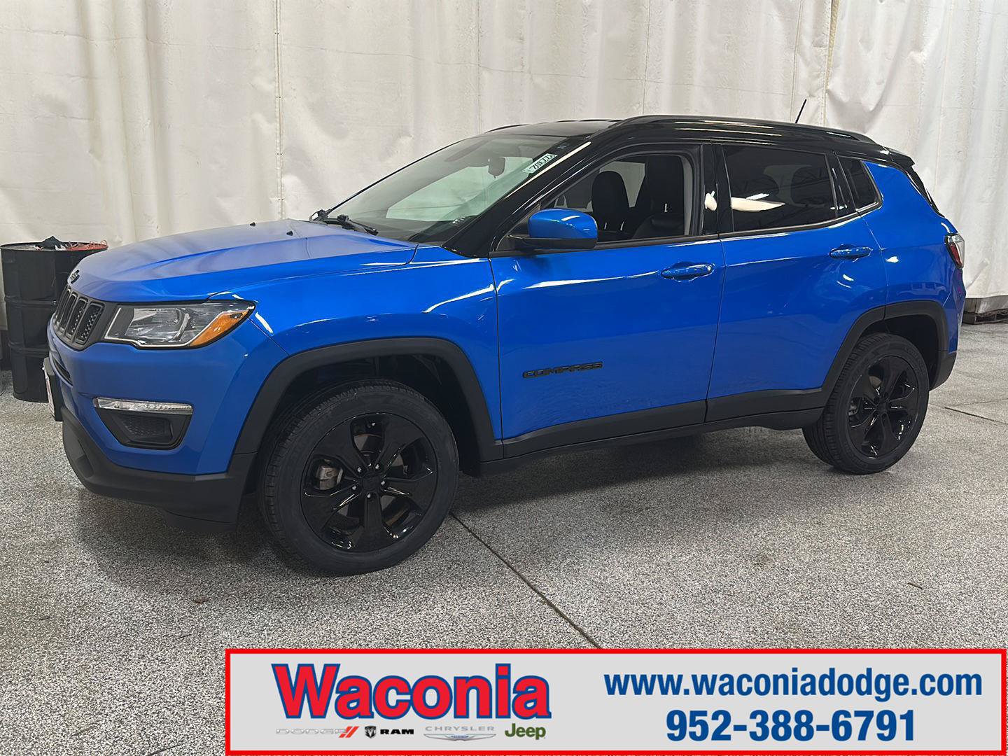 Used 2019 Jeep Compass Latitude AWD/4WD image 1