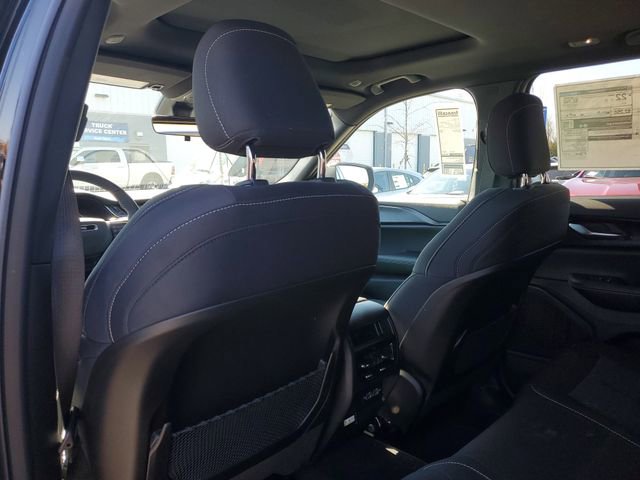 New 2026 Jeep Grand Cherokee Laredo X AWD/4WD image 12