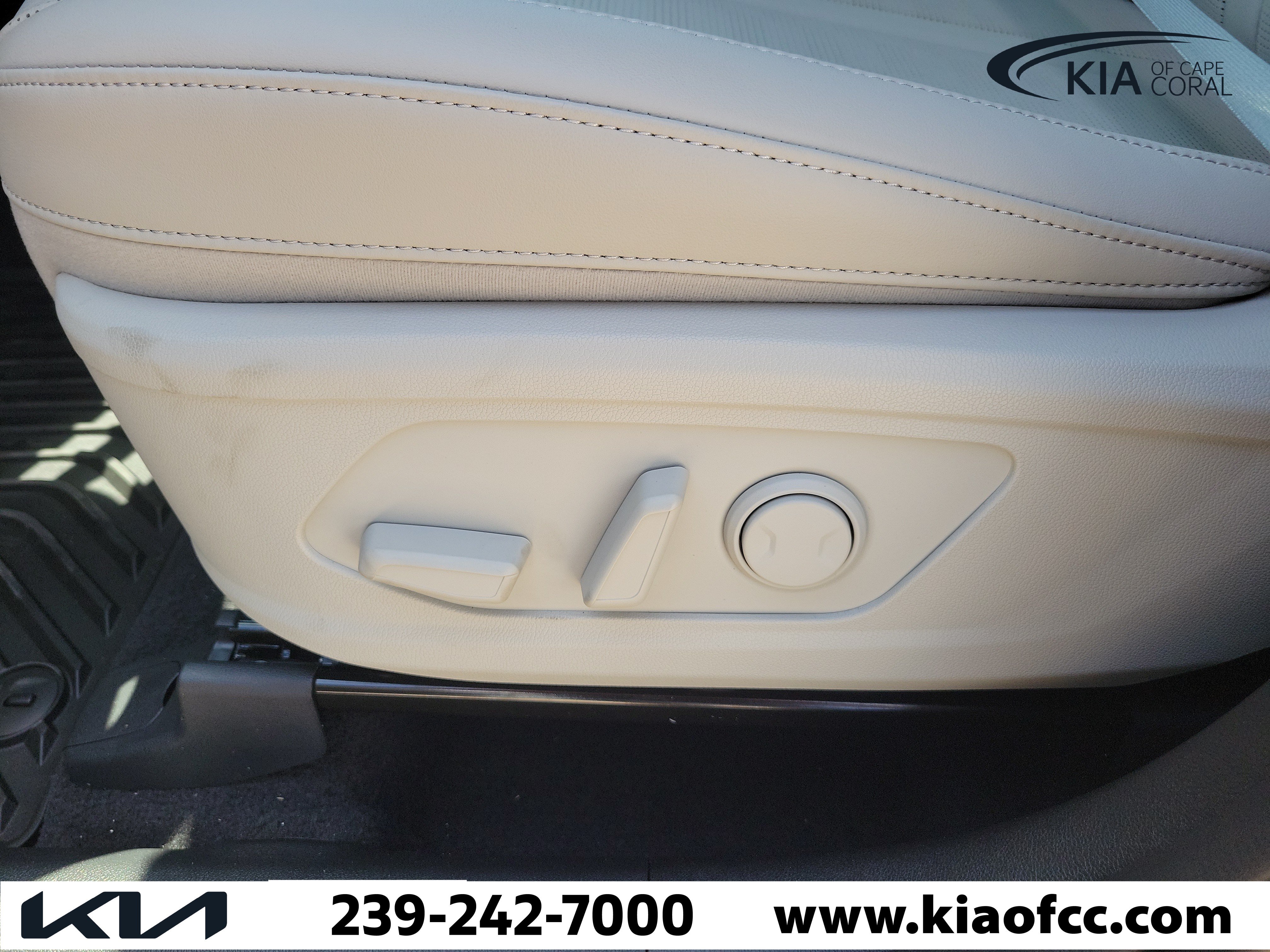 New 2026 Kia Sorento S w/ S Panoramic Sunroof Package FWD image 20