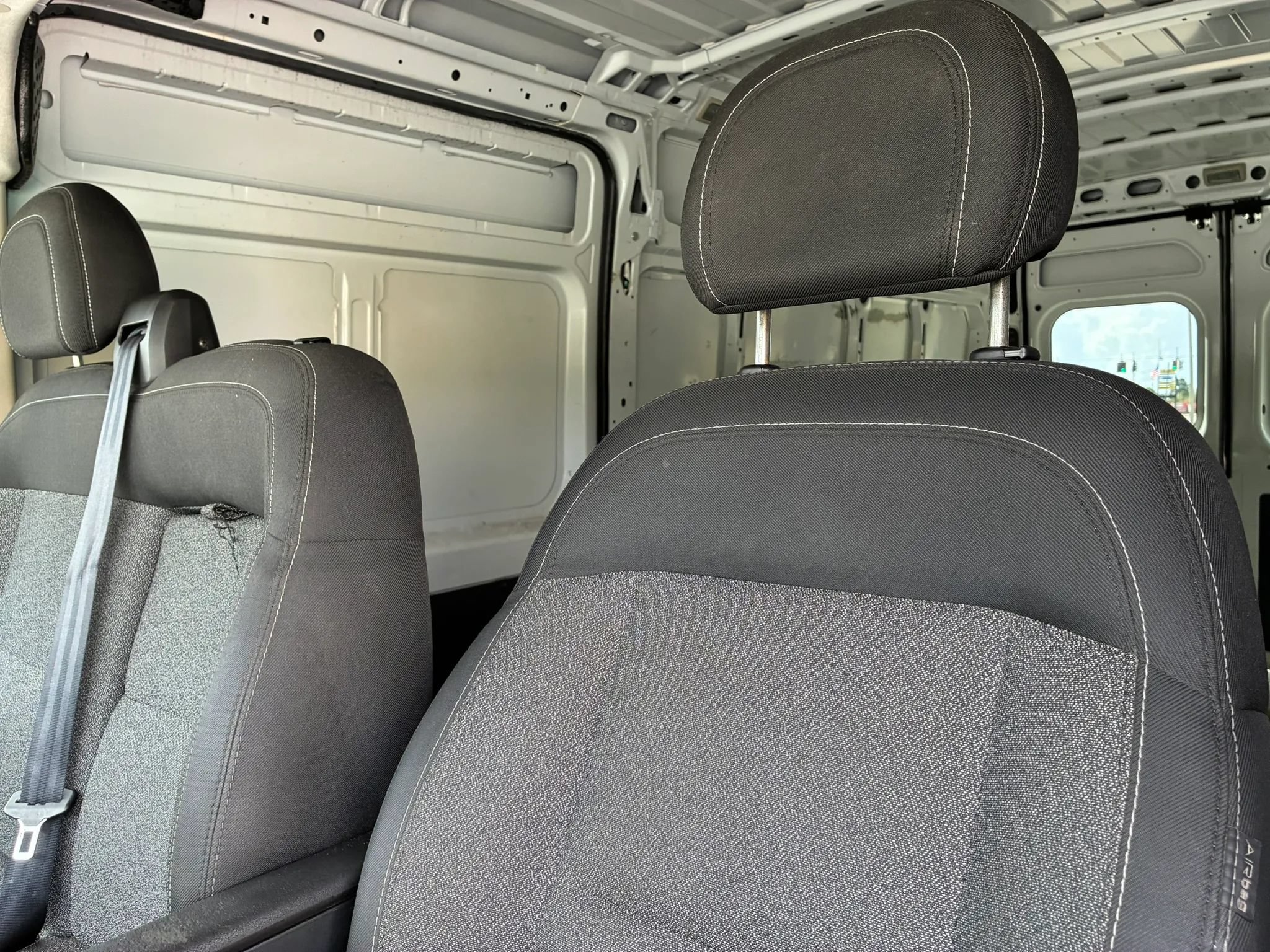 Used 2015 RAM ProMaster 3500 w/ Mopar Trailer Tow Group FWD image 36