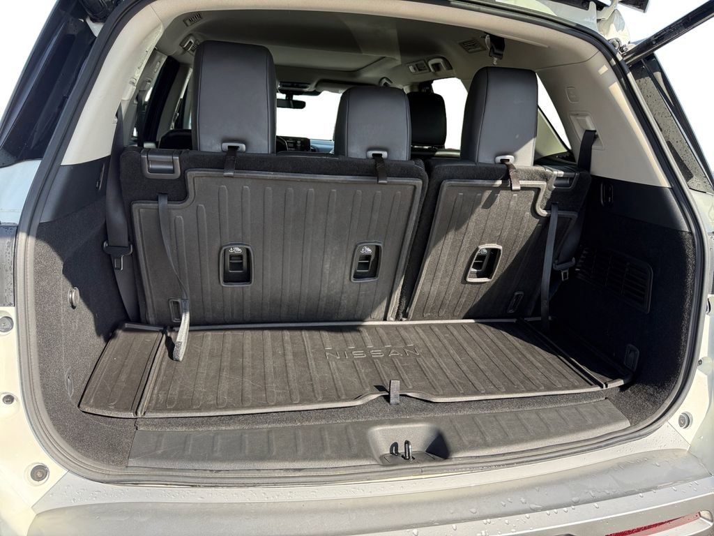 Used 2023 Nissan Pathfinder SL w/ SL Premium Package image 19