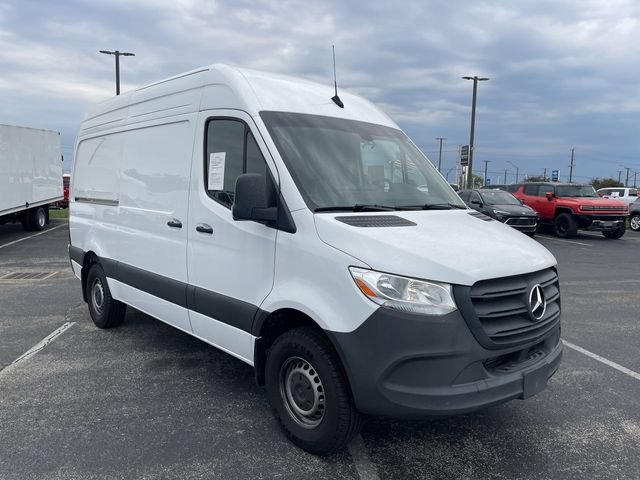Used 2024 Mercedes-Benz Sprinter 2500 w/ Acoustic Package image 17