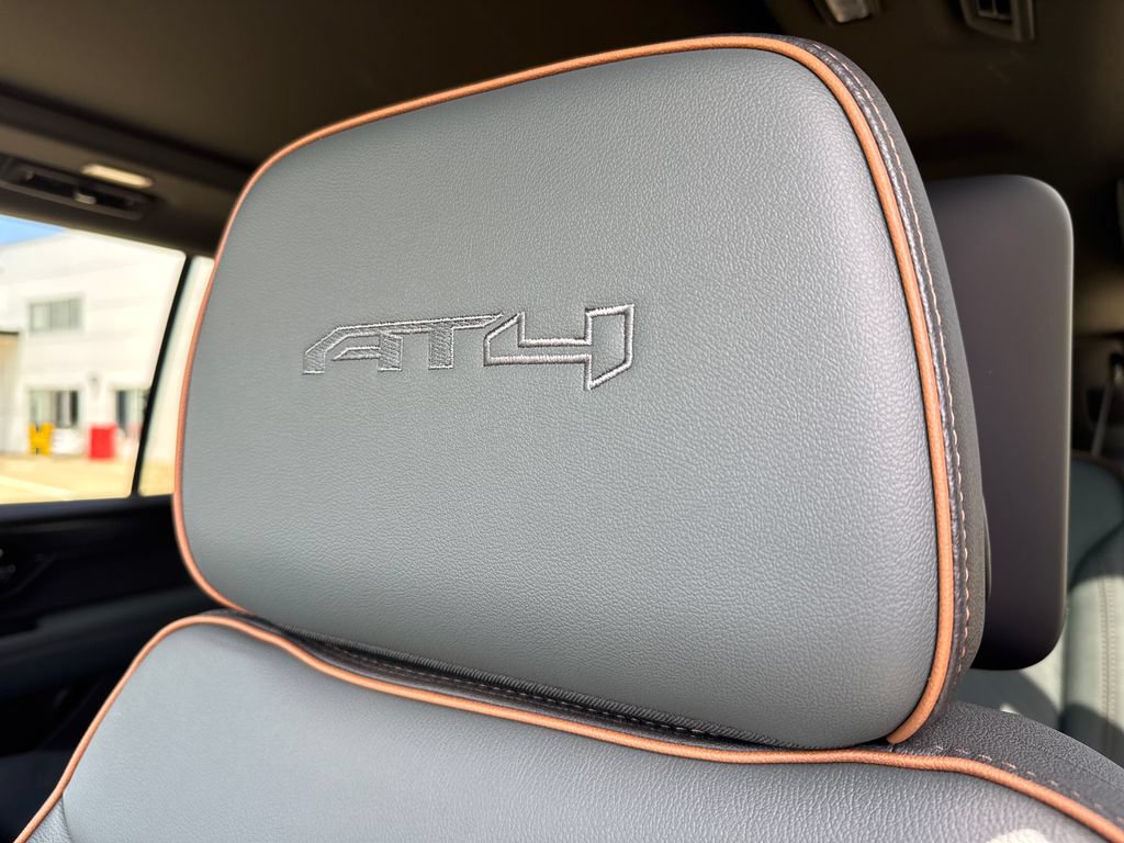 New 2026 GMC Yukon AT4 w/ AT4 Premium Plus Package AWD/4WD image 17