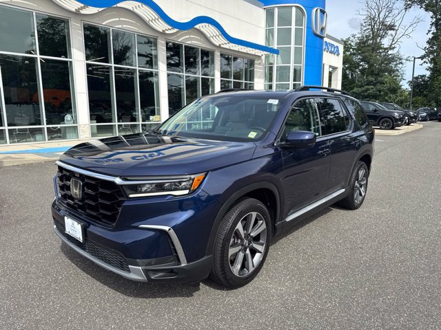 Used 2024 Honda Pilot Elite image 4