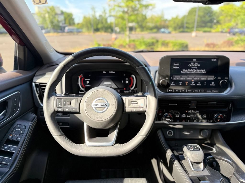 Used 2021 Nissan Rogue Platinum AWD/4WD image 24