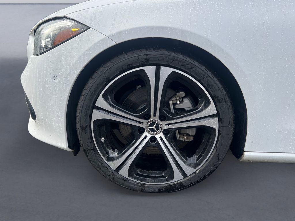 Used 2022 Mercedes-Benz C 300 4MATIC Sedan image 9