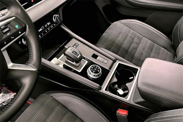 Used 2024 Mitsubishi Outlander Ralliart image 14