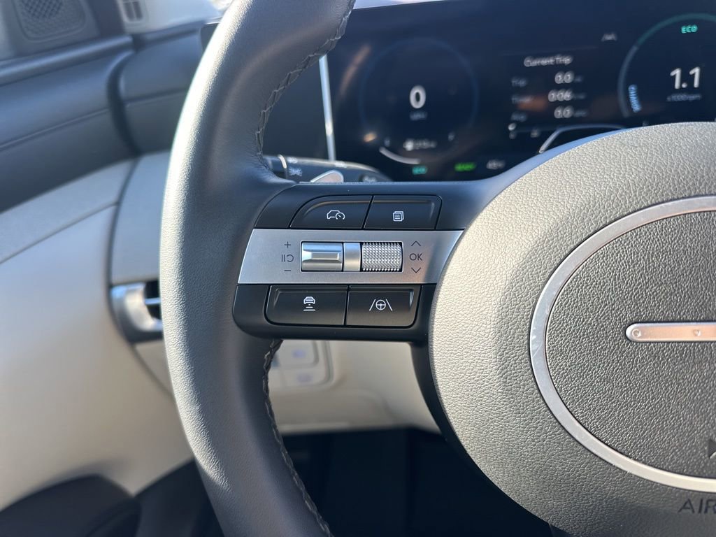 Used 2025 Hyundai Tucson SEL image 15