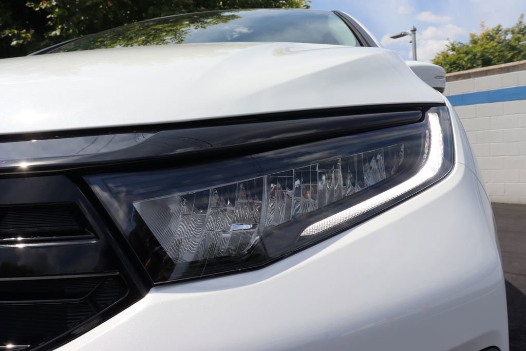 Certified 2026 Honda Odyssey Elite image 9