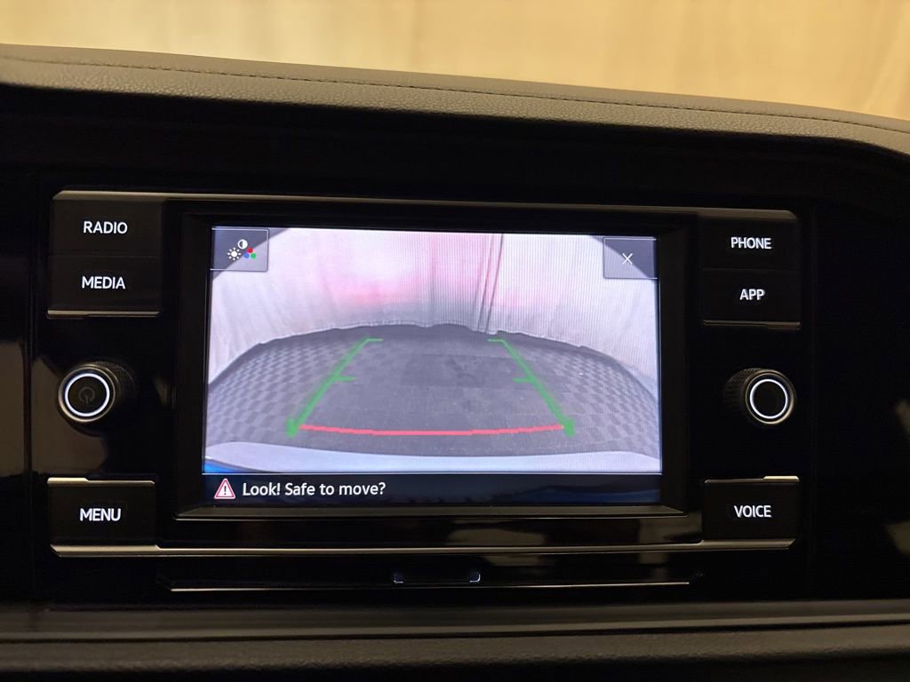 Used 2024 Volkswagen Jetta SE image 19