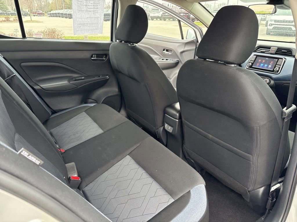 Used 2025 Nissan Versa SV FWD image 12
