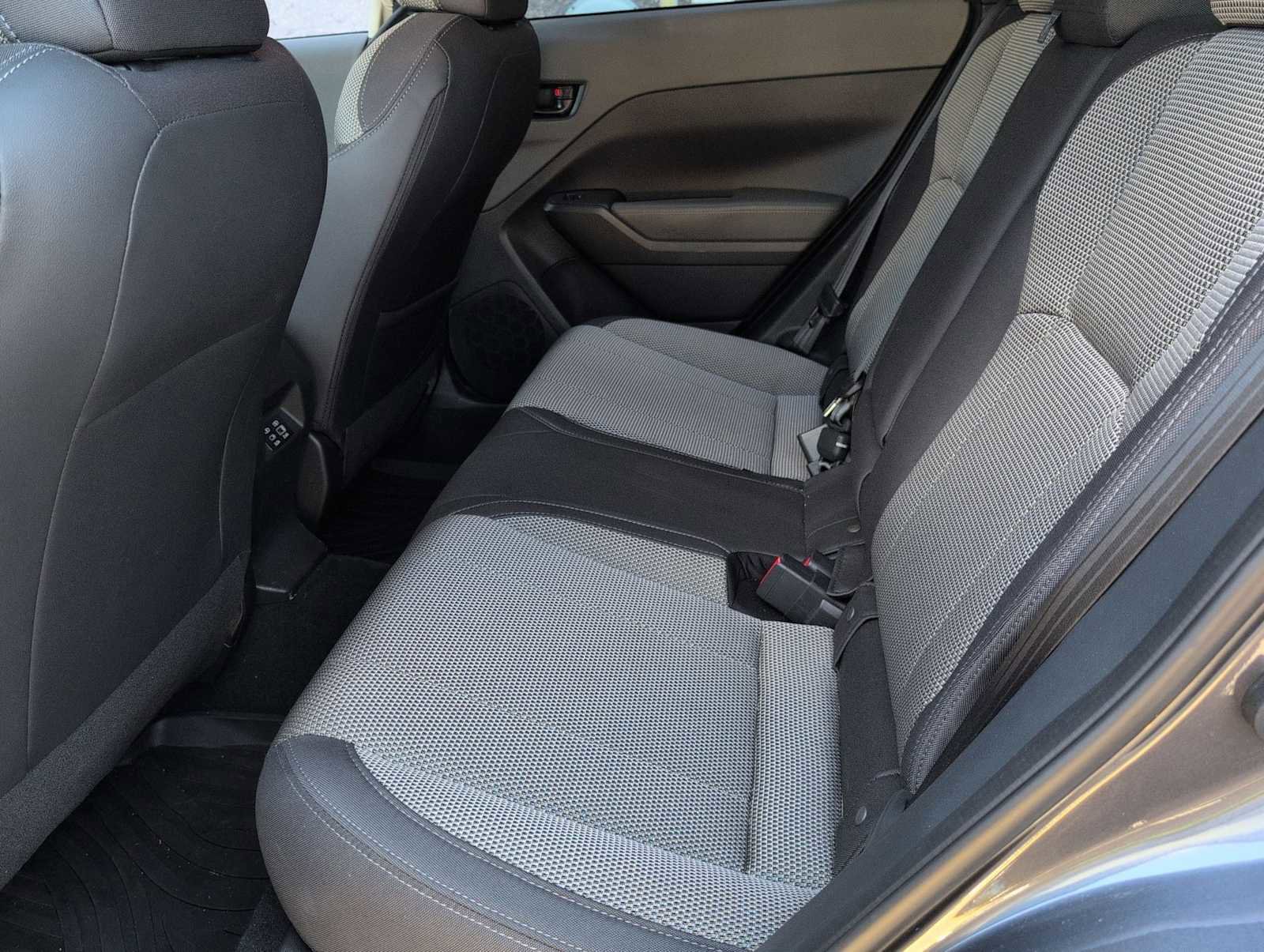 Used 2024 Subaru Crosstrek 2.0i Premium AWD/4WD image 19