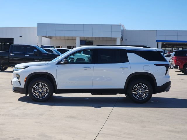 Used 2025 Chevrolet Traverse LT image 4