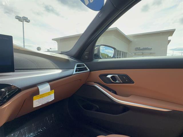 New 2025 BMW 330i xDrive Sedan w/ Convenience Package AWD/4WD image 45