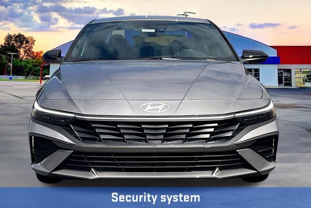 New 2025 Hyundai Elantra SEL image 19