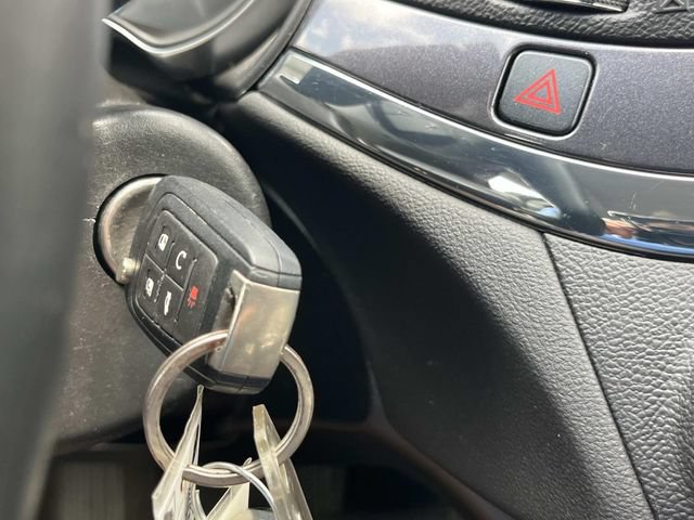 Used 2014 Chevrolet Impala LT w/ Convenience Package FWD image 30