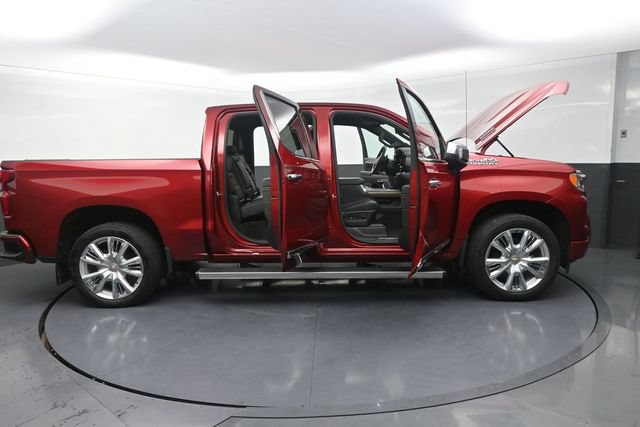Used 2023 Chevrolet Silverado 1500 High Country w/ High Country Premium Package AWD/4WD image 36