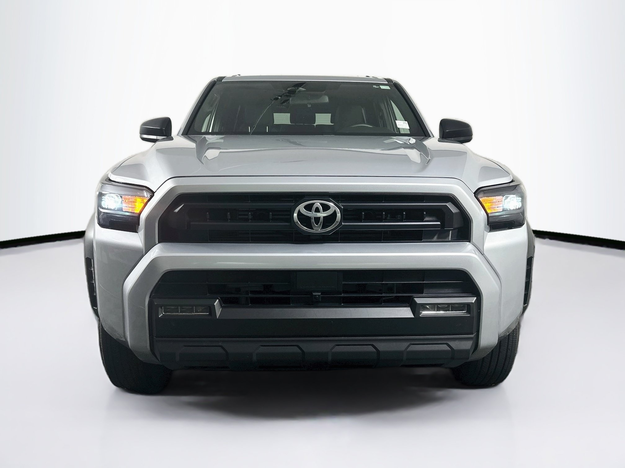 Used 2026 Toyota 4Runner SR5 AWD/4WD image 2