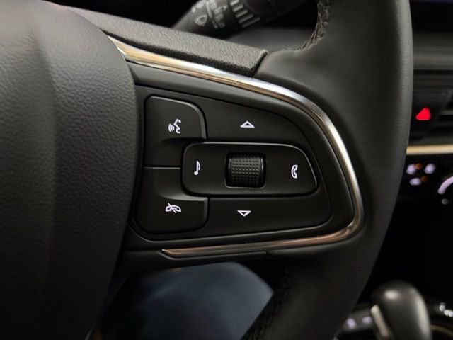 Used 2024 Buick Encore GX Sport Touring AWD/4WD image 45