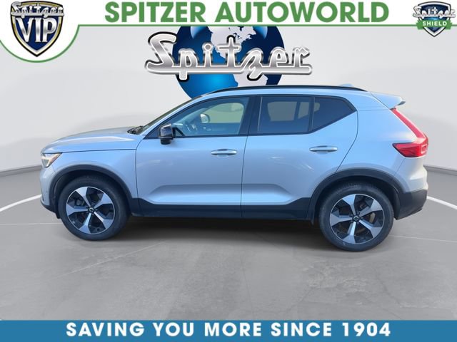 Used 2023 Volvo XC40 B5 Plus w/ Protection Package Premier image 7