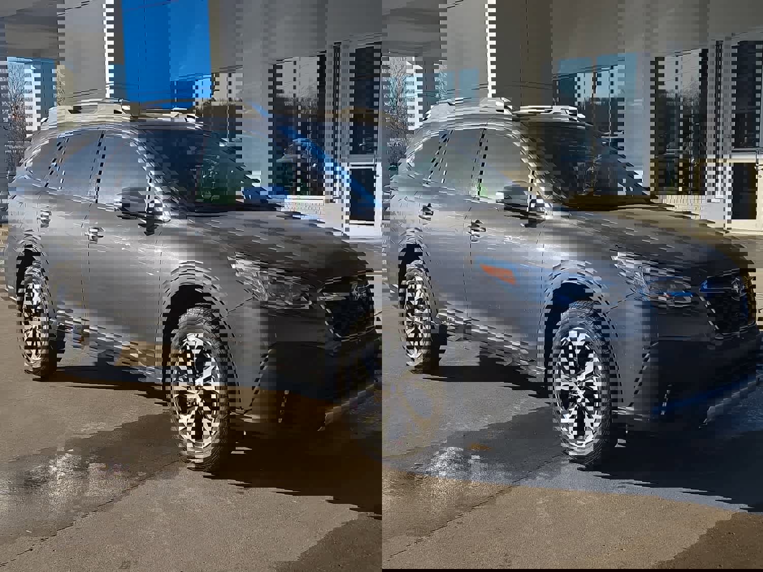 Used 2020 Subaru Outback Touring XT image 2