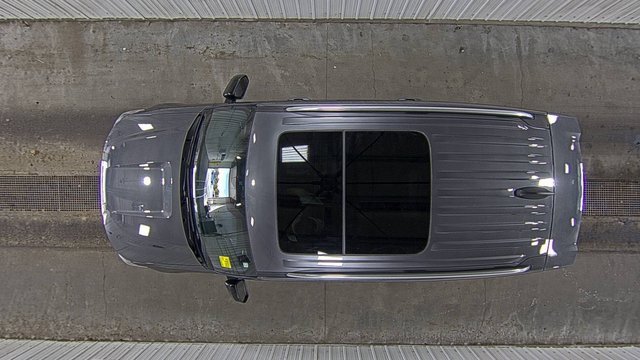 Used 2025 Ford Explorer Platinum image 9