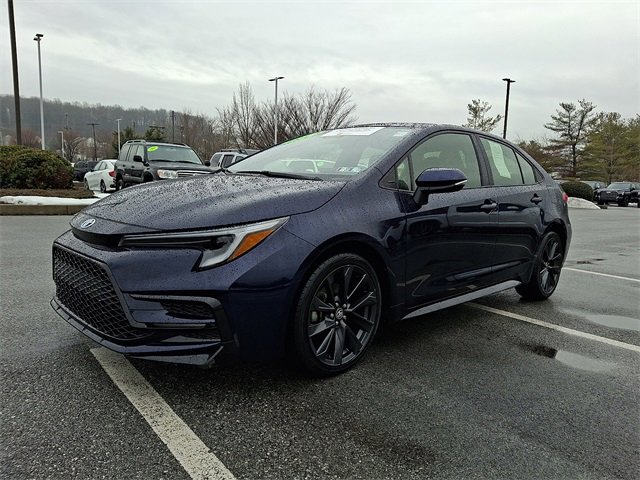 Certified 2023 Toyota Corolla SE image 3