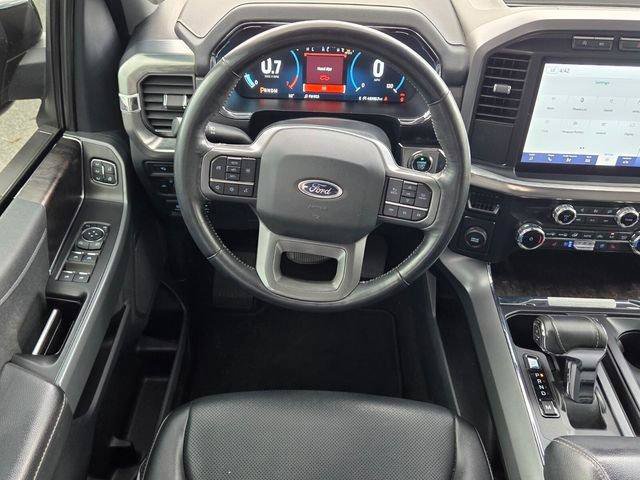 Used 2022 Ford F150 Lariat RWD image 14