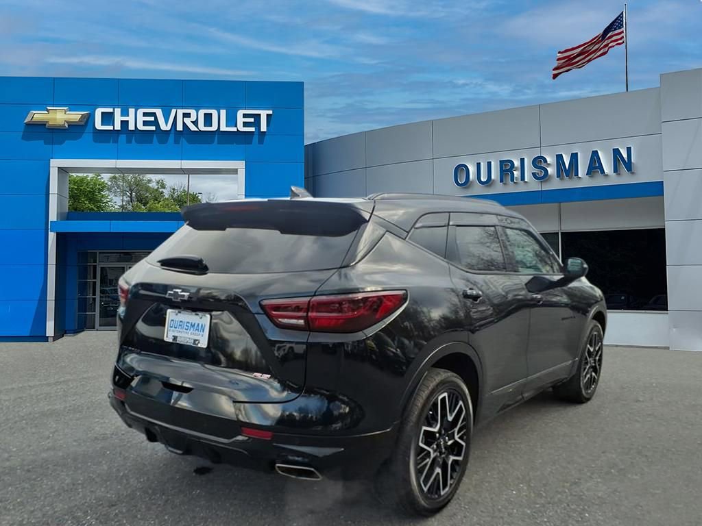 Certified 2023 Chevrolet Blazer RS w/ Enhanced Convenience Package image 3