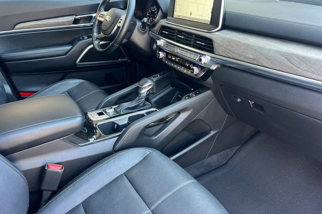 Used 2021 Kia Telluride EX w/ EX Premium Package AWD/4WD image 21