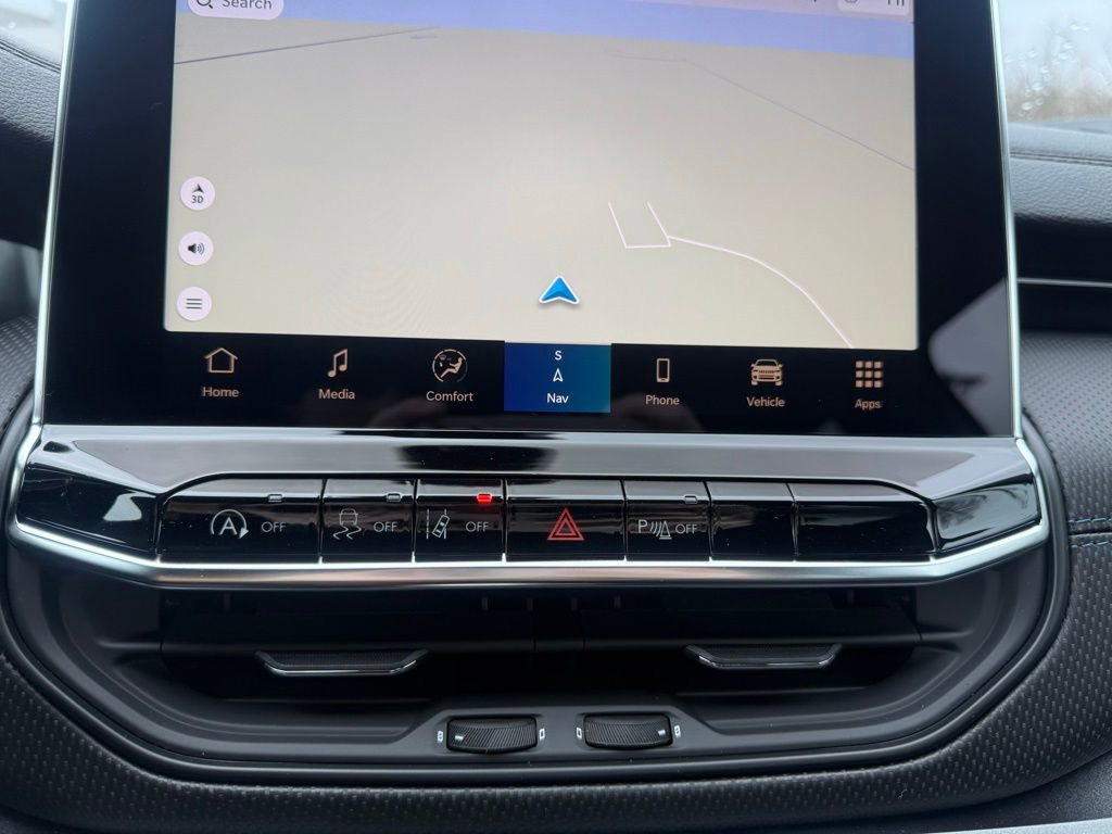 New 2026 Jeep Compass Limited image 22