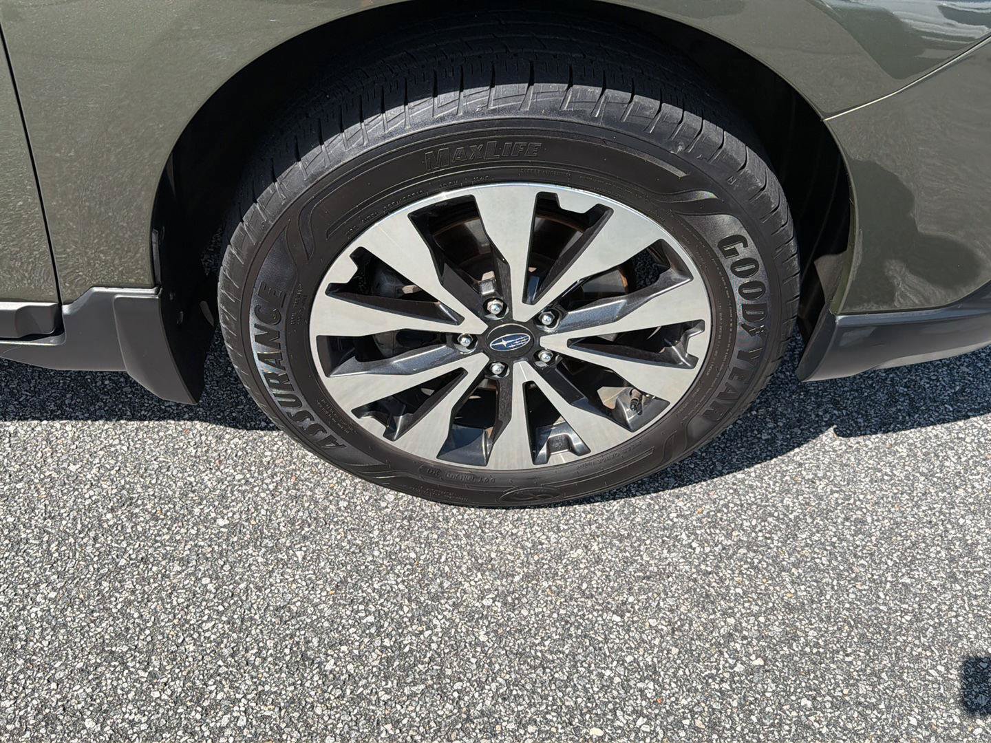 Used 2017 Subaru Outback 2.5i Limited w/ Popular Package #5 AWD/4WD image 42