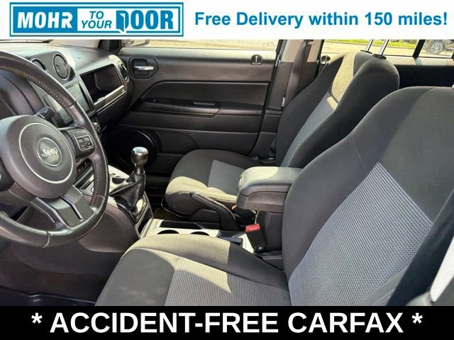 Used 2016 Jeep Patriot Latitude FWD image 14